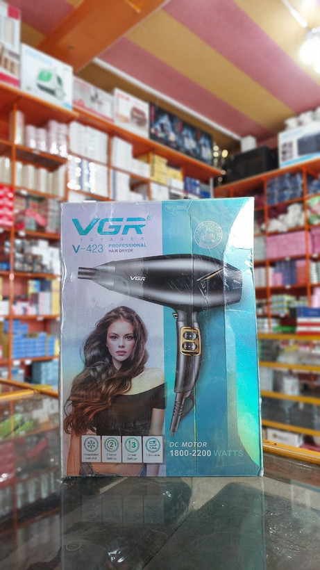 سشوار VGR مدل V-423